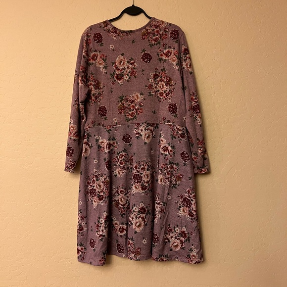Ultra Flirt Plus Heather Light Purple Floral Print Knit Dress - Picture 12 of 16